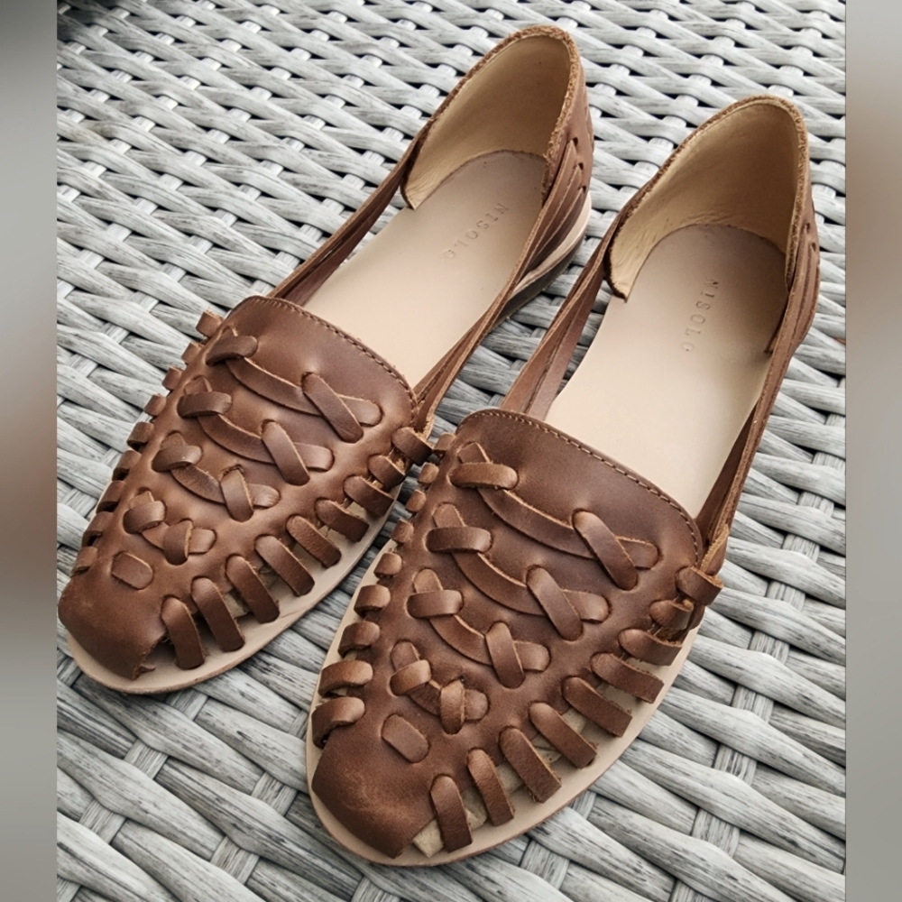 Nisolo women's huarache sandals 9.5